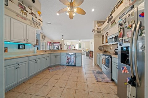 House in Ocala, Florida 4 bedrooms, 244.8 sq.m. № 1552441 - photo 11