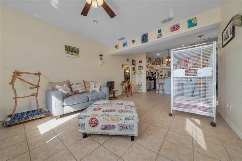 House in Ocala, Florida 4 bedrooms, 244.8 sq.m. № 1552441 - photo 16