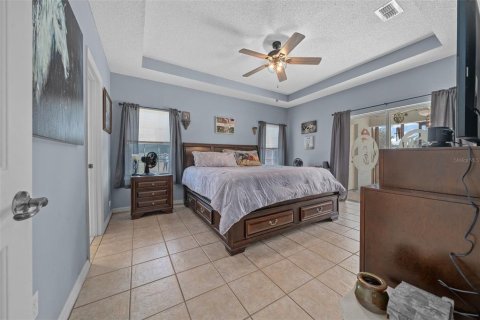 House in Ocala, Florida 4 bedrooms, 244.8 sq.m. № 1552441 - photo 17