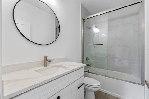 House in Orlando, Florida 4 bedrooms, 240.62 sq.m. № 1884347 - photo 29