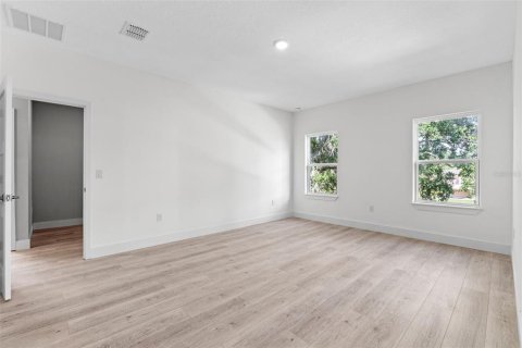 House in Orlando, Florida 4 bedrooms, 240.62 sq.m. № 1884347 - photo 22