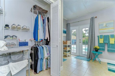 Casa en venta en Saint Petersburg, Florida, 3 dormitorios, 144.56 m2 № 2094301 - foto 28