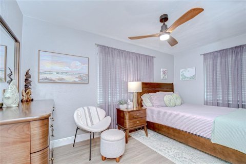 Casa en venta en Saint Petersburg, Florida, 3 dormitorios, 144.56 m2 № 2094301 - foto 11