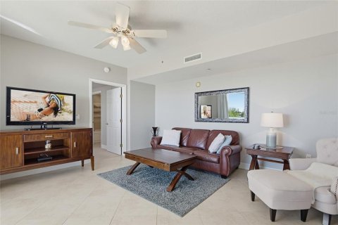 Copropriété à vendre à Daytona Beach Shores, Floride: 3 chambres, 173.36 m2 № 2437261 - photo 7