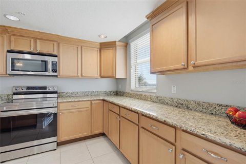 Copropriété à vendre à Daytona Beach Shores, Floride: 3 chambres, 173.36 m2 № 2437261 - photo 13