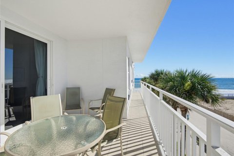Copropriété à vendre à Daytona Beach Shores, Floride: 3 chambres, 173.36 m2 № 2437261 - photo 5