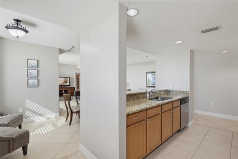 Copropriété à vendre à Daytona Beach Shores, Floride: 3 chambres, 173.36 m2 № 2437261 - photo 14