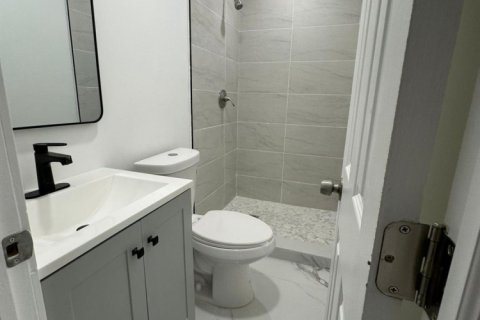 House in Delray Beach, Florida 3 bedrooms, 102.19 sq.m. № 1207461 - photo 1