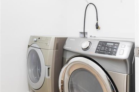 Снять в аренду таунхаус в Орландо, Флорида 6 комнат, 144.83м2, № 1835891 - фото 18