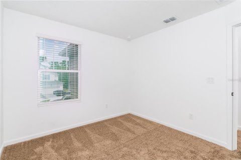 Снять в аренду таунхаус в Орландо, Флорида 6 комнат, 144.83м2, № 1835891 - фото 13