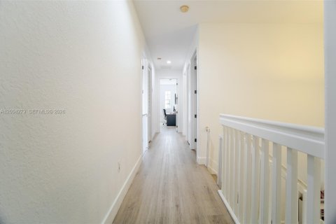 Townhouse in Davie, Florida 3 bedrooms, 177.63 sq.m. № 2068318 - photo 21