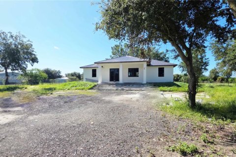 Casa en venta en Clewiston, Florida, 3 dormitorios, 141.77 m2 № 1992874 - foto 6
