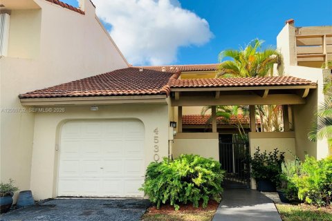 Touwnhouse à Doral, Floride 2 chambres, 133.69 m2 № 2065060