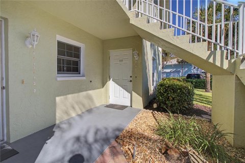 Condo à Bonita Springs, Floride, 2 chambres  № 2122874