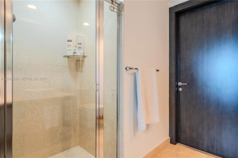 Condominio en venta en Miami, Florida, 3 dormitorios, 201.78 m2 № 2064860 - foto 25