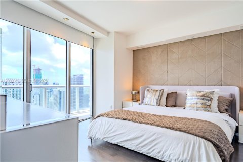 Condominio en venta en Miami, Florida, 3 dormitorios, 201.78 m2 № 2064860 - foto 16