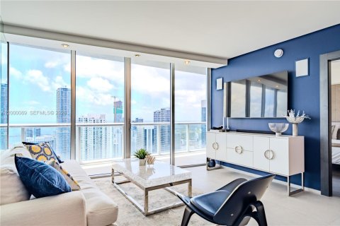 Condominio en venta en Miami, Florida, 3 dormitorios, 201.78 m2 № 2064860 - foto 8