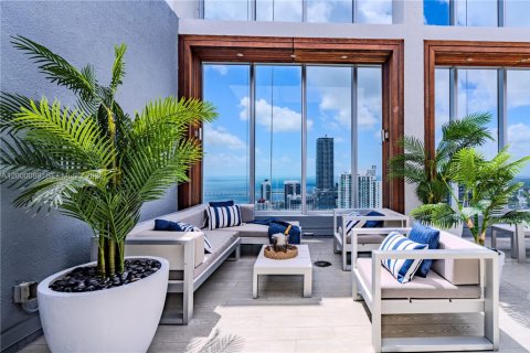 Condominio en venta en Miami, Florida, 3 dormitorios, 201.78 m2 № 2064860 - foto 27