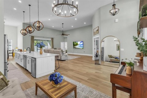 Villa ou maison à vendre à Palm Coast, Floride: 4 chambres, 231.79 m2 № 2095342 - photo 5