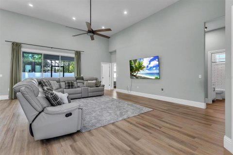 Villa ou maison à vendre à Palm Coast, Floride: 4 chambres, 231.79 m2 № 2095342 - photo 13