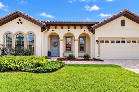 House in Fish Hawk, Florida 4 bedrooms, 296.27 sq.m. № 2396268 - photo 5
