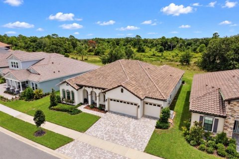 House in Fish Hawk, Florida 4 bedrooms, 296.27 sq.m. № 2396268 - photo 3