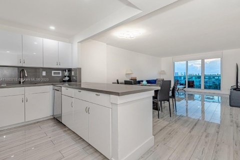 Copropriété à louer à Miami Beach, Floride: 1 chambre, 81.75 m2 № 1418644 - photo 14