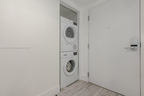 Copropriété à louer à Miami Beach, Floride: 1 chambre, 81.75 m2 № 1418644 - photo 24
