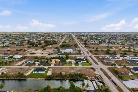 Land in Cape Coral, Florida № 2213357 - photo 5
