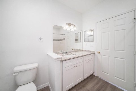 Condo in Tampa, Florida, 1 bedroom  № 1813086 - photo 15
