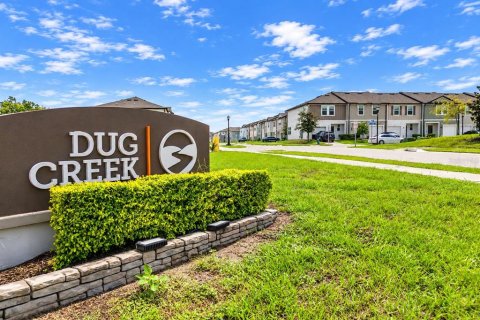 Touwnhouse à louer à Gibsonton, Floride: 3 chambres, 136.66 m2 № 2412747 - photo 4