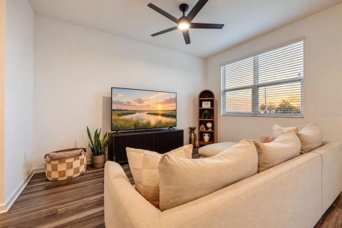 Touwnhouse à louer à Gibsonton, Floride: 3 chambres, 136.66 m2 № 2412747 - photo 27