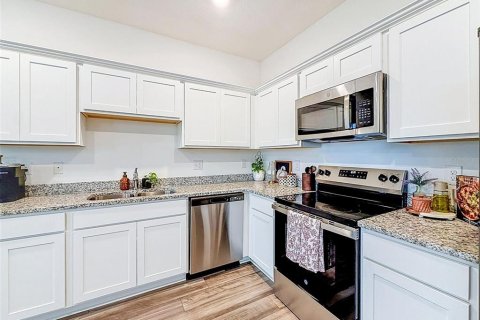 Touwnhouse à louer à Gibsonton, Floride: 3 chambres, 136.66 m2 № 2412747 - photo 30