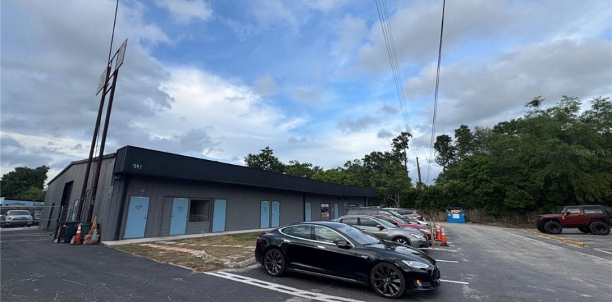 Immobilier commercial à Longwood, Floride 659.61 m2 № 2412587