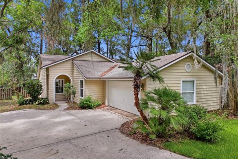 Casa en Gainesville, Florida 3 dormitorios, 154.78 m2 № 2101926