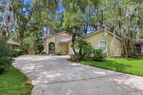 House in Gainesville, Florida 3 bedrooms, 154.78 sq.m. № 2101926 - photo 23