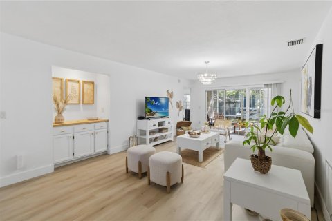 Copropriété à vendre à Longwood, Floride: 2 chambres, 126.81 m2 № 2436811 - photo 6
