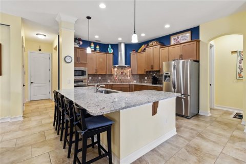 House in Belle Isle, Florida 4 bedrooms, 349.13 sq.m. № 2136358 - photo 10