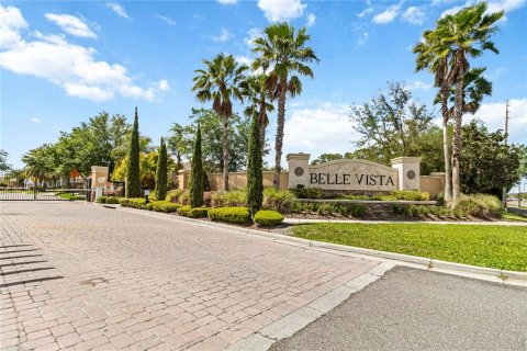 House in Belle Isle, Florida 4 bedrooms, 349.13 sq.m. № 2136358 - photo 2