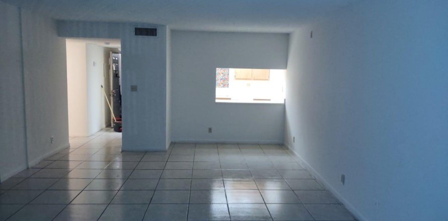 Condo à West Palm Beach, Floride, 2 chambres  № 2082263