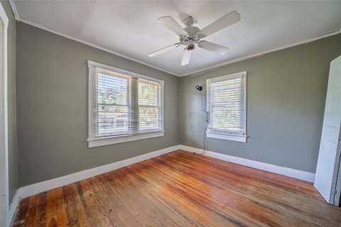 House in Orlando, Florida 7 bedrooms, 329.52 sq.m. № 2302375 - photo 22