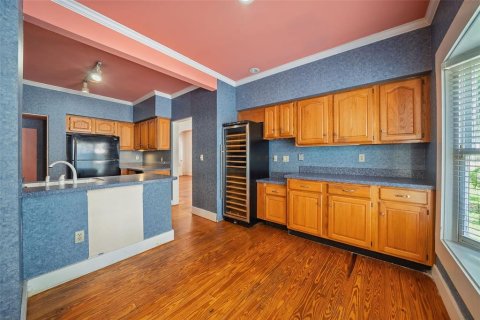 House in Orlando, Florida 7 bedrooms, 329.52 sq.m. № 2302375 - photo 10