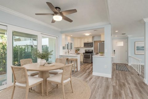 Copropriété à vendre à Clearwater, Floride: 2 chambres, 123.1 m2 № 2396528 - photo 4