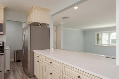 Copropriété à vendre à Clearwater, Floride: 2 chambres, 123.1 m2 № 2396528 - photo 8