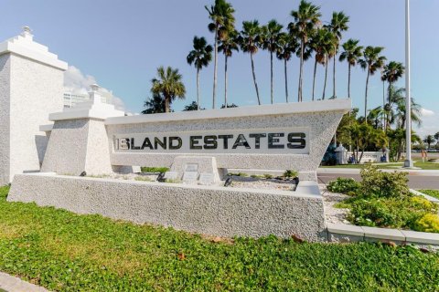 Copropriété à vendre à Clearwater, Floride: 2 chambres, 123.1 m2 № 2396528 - photo 2