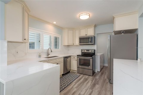Copropriété à vendre à Clearwater, Floride: 2 chambres, 123.1 m2 № 2396528 - photo 6