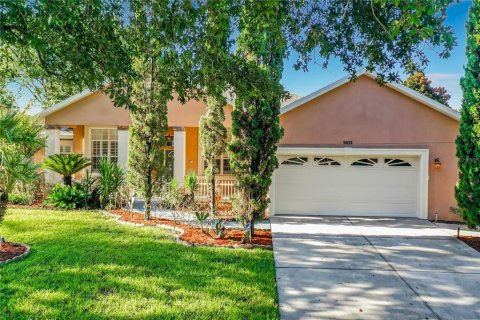 House in Clermont, Florida 4 bedrooms, 226.87 sq.m. № 2362655 - photo 7