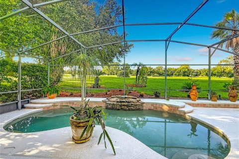 House in Clermont, Florida 4 bedrooms, 226.87 sq.m. № 2362655 - photo 20