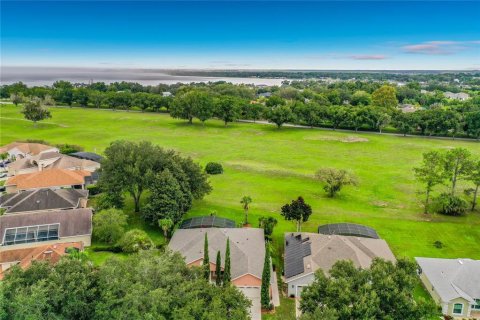 House in Clermont, Florida 4 bedrooms, 226.87 sq.m. № 2362655 - photo 5