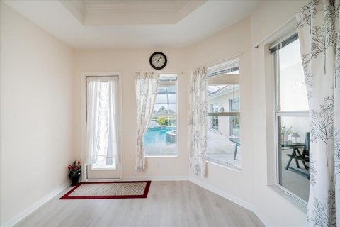 Villa ou maison à vendre à North Port, Floride: 4 chambres, 251.86 m2 № 2408430 - photo 15
